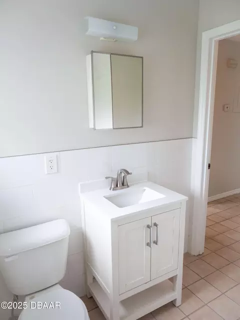 Bath - 3 Oriole Cir, Ormond Beach, FL 32176 photo 2 of 2