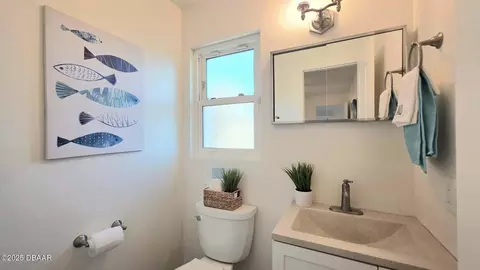 470 N Halifax Dr, Ormond Beach, FL 32176 photo 17