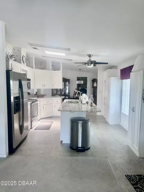 Kitchen - 69 Turquoise Ave, Naples, FL 34114 photo 1 of 3
