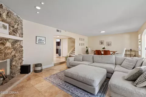 Living - 208 Pine Cone Trl, Ormond Beach, FL 32174 photo 1 of 4