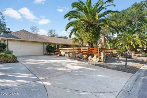 Exterior - 304 River Bluff Dr, Ormond Beach, FL 32174 photo 1 of 7