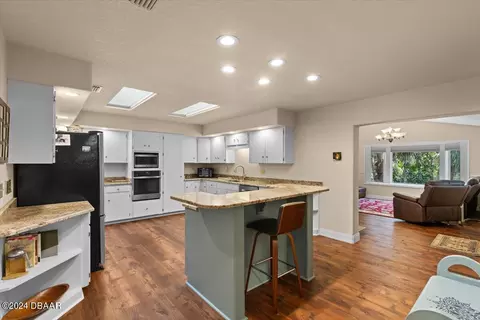 Kitchen - 304 River Bluff Dr, Ormond Beach, FL 32174 photo 7 of 7