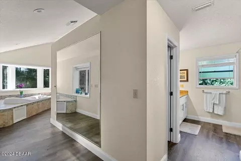 Entry Way - 304 River Bluff Dr, Ormond Beach, FL 32174 photo 4 of 4