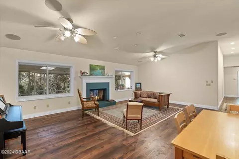 Living - 304 River Bluff Dr, Ormond Beach, FL 32174 photo 1 of 1
