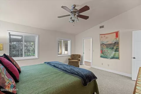Bedroom - 304 River Bluff Dr, Ormond Beach, FL 32174 photo 2 of 8