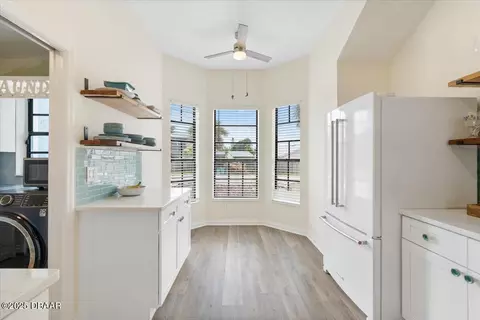 Kitchen - 131 Barrier Isle Dr, Ormond Beach, FL 32176 photo 4 of 6