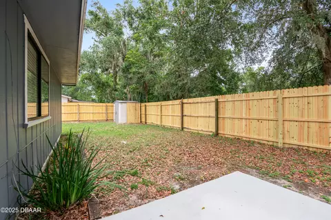 Exterior - 170 Dix Ave, Ormond Beach, FL 32174 photo 2 of 3