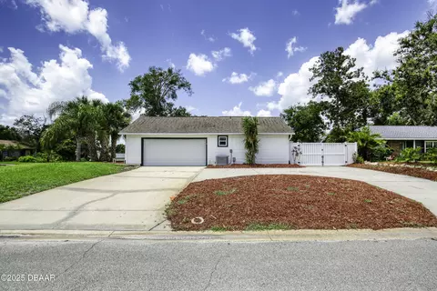 Exterior - 952 Northbrook Dr, Ormond Beach, FL 32174 photo 6 of 7