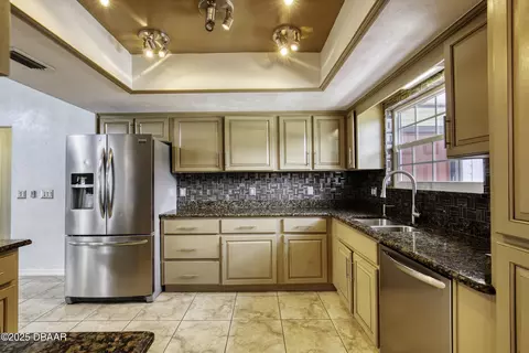 Kitchen - 952 Northbrook Dr, Ormond Beach, FL 32174 photo 1 of 3