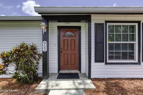 Exterior - 952 Northbrook Dr, Ormond Beach, FL 32174 photo 1 of 7