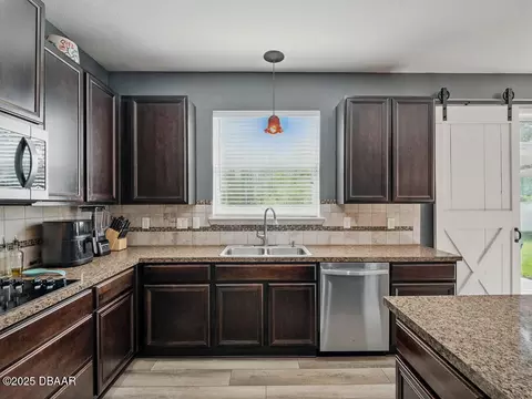 Kitchen - 19 Abacus Ave, Ormond Beach, FL 32174 photo 5 of 8
