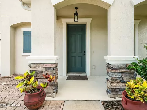 Exterior - 19 Abacus Ave, Ormond Beach, FL 32174 photo 3 of 12