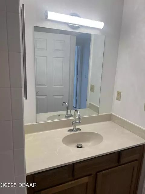 Bath - 1 Aledo Ct, Saint Augustine, FL 32086 photo 4 of 4