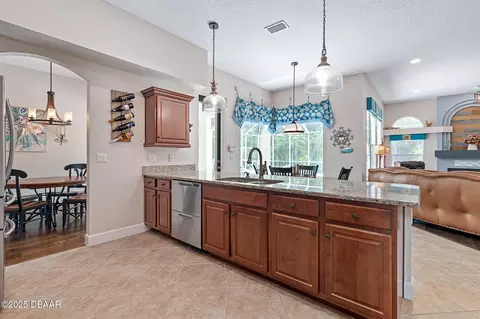 1214 Hampstead Ln, Ormond Beach, FL 32174 photo 9