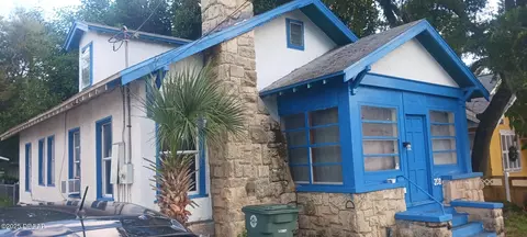 208 Bellevue Ave, Daytona Beach, FL 32114