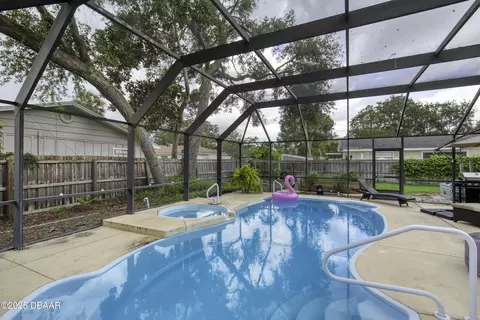 Exterior - 1300 Oak Forest Dr, Ormond Beach, FL 32174 photo 10 of 16