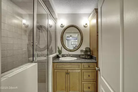 Bath - 1300 Oak Forest Dr, Ormond Beach, FL 32174 photo 1 of 5