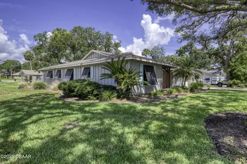 Exterior - 1300 Oak Forest Dr, Ormond Beach, FL 32174 photo 3 of 16
