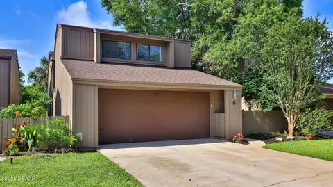 8 Fox Run Trl, Ormond Beach, FL 32174