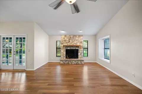 1317 Northside Dr, Ormond Beach, FL 32174 photo 9