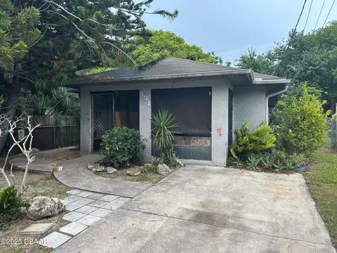 431 Sheldon St, New Smyrna Beach, FL 32168
