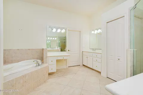 Bath - 540 Leeway Trl, Ormond Beach, FL 32174 photo 3 of 11