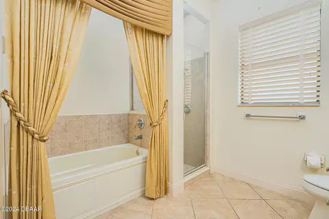 Bath - 540 Leeway Trl, Ormond Beach, FL 32174 photo 8 of 11