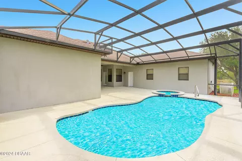 Exterior - 540 Leeway Trl, Ormond Beach, FL 32174 photo 8 of 17