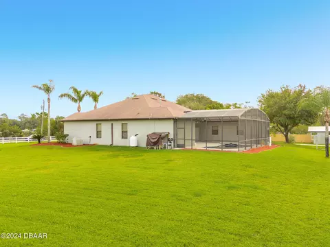Exterior - 540 Leeway Trl, Ormond Beach, FL 32174 photo 3 of 17