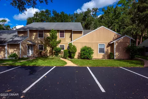 28 Tomoka Meadows Blvd, Ormond Beach, FL 32174