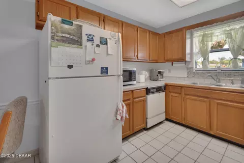 33 Rivocean Dr, Ormond Beach, FL 32176 photo 5