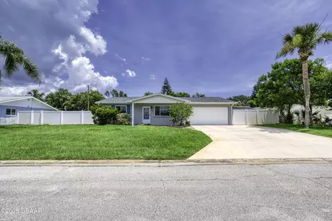 35 Kathy Dr, Ormond Beach, FL 32176 photo 4