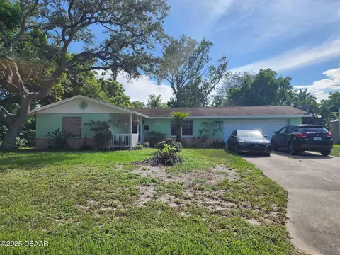 1528 Valencia Ave, Daytona Beach, FL 32117