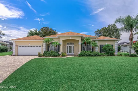 800 Sterling Chase Dr, Port Orange, FL 32128