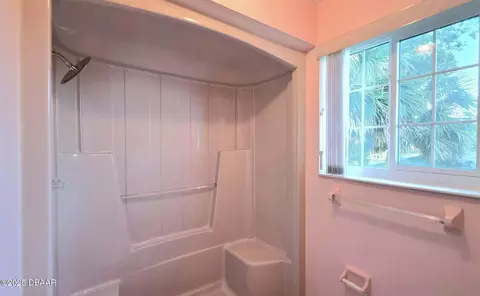 Bath - 3128 John Anderson Dr, Ormond Beach, FL 32176 photo 3 of 5