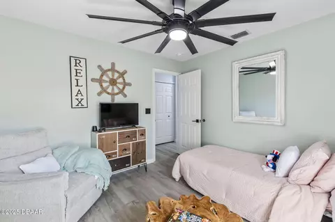 Bedroom - 30 Bay Ct, Ormond Beach, FL 32174 photo 5 of 6