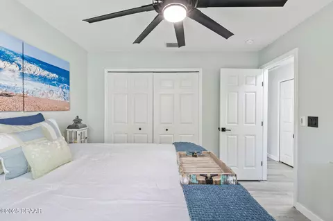 Bedroom - 30 Bay Ct, Ormond Beach, FL 32174 photo 4 of 6