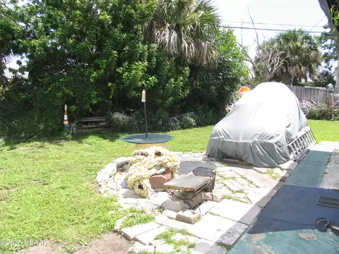Exterior - 55 Seaside Dr, Ormond Beach, FL 32176 photo 2 of 8