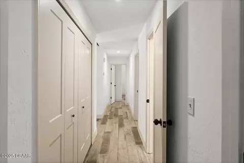 Entry Way - 232 Chippewa Cir, Ormond Beach, FL 32174 photo 2 of 2