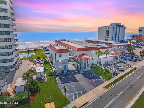 1404 N Atlantic Ave #70, Daytona Beach, FL 32118