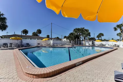 Exterior - 59 Cardinal Dr #A, Ormond Beach, FL 32176 photo 6 of 9