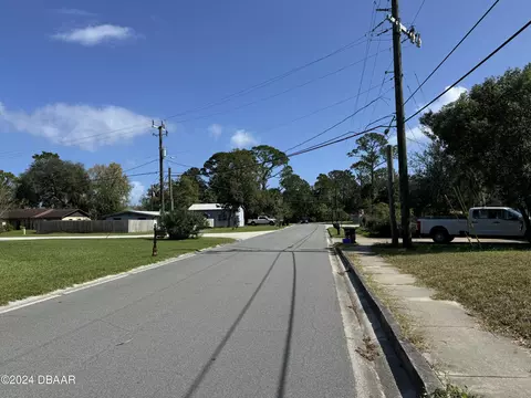 70 Hidden Hills Dr, Ormond Beach, FL 32174 photo 4