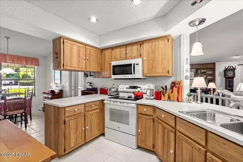 5 Southern Pine Trl, Ormond Beach, FL 32174 photo 13