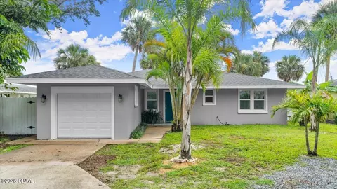 5967 Riverside Dr, Port Orange, FL 32127