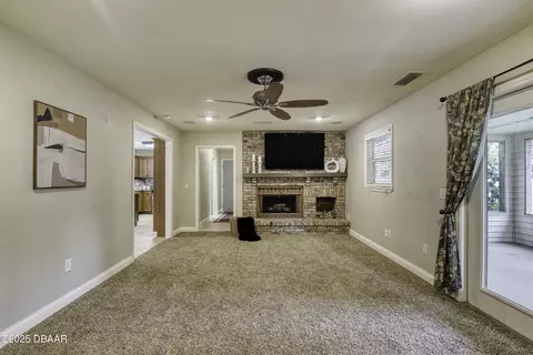 Living - 22 Forestview Way, Ormond Beach, FL 32174 photo 10 of 12