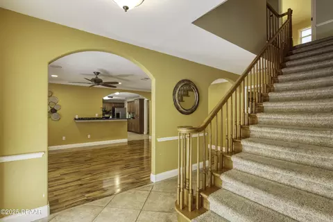 Entry Way - 22 Forestview Way, Ormond Beach, FL 32174 photo 4 of 7