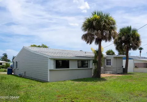 Exterior - 126 Longwood Dr, Ormond Beach, FL 32176 photo 2 of 3