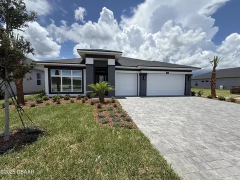 421 Mosaic Blvd, Daytona Beach, FL 32124