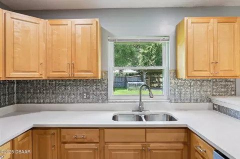 2704 Yule Tree Dr, Edgewater, FL 32141 photo 15