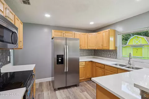 2704 Yule Tree Dr, Edgewater, FL 32141 photo 14